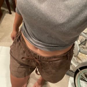 Brunello Cucinelli Leather Sued Shorts 🩳